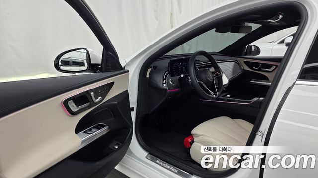Mercedes-Benz E-Class 2026 — photo 13