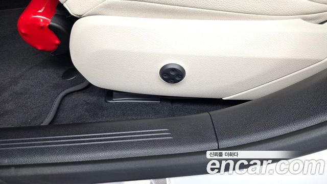 Mercedes-Benz E-Class 2026 — photo 31