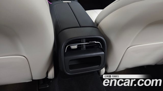 Mercedes-Benz E-Class 2026 — photo 32