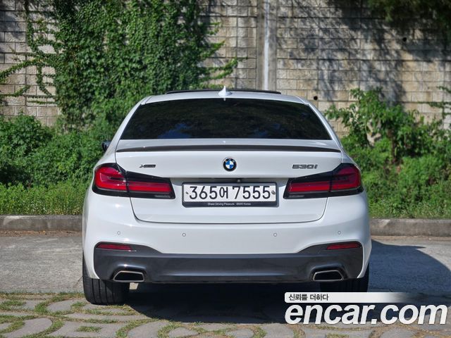 BMW 5-Series 2018 — photo 5