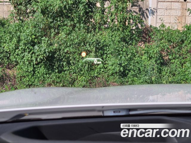 BMW 5-Series 2018 — photo 12