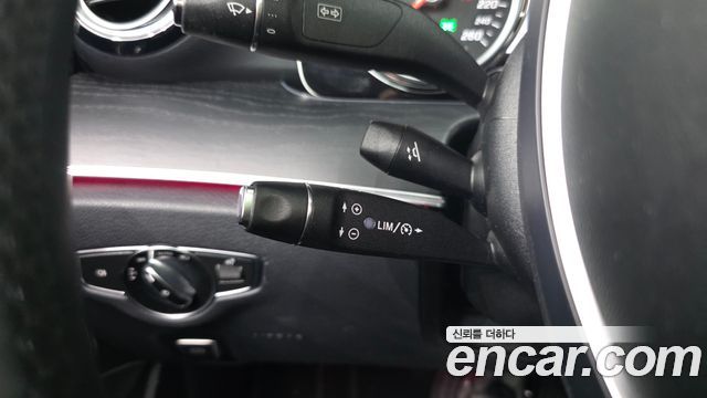 Mercedes-Benz E-Class 2017 — photo 17