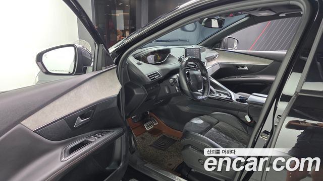 Peugeot 3008 2018 — photo 13