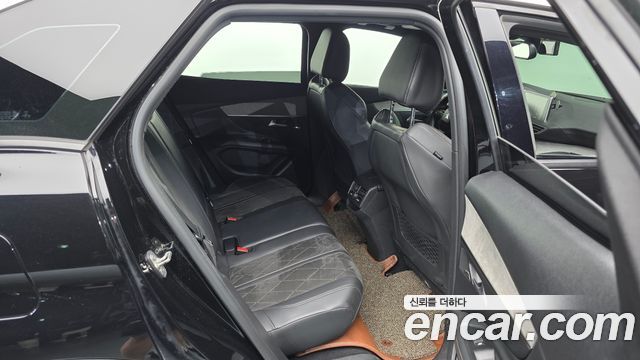 Peugeot 3008 2018 — photo 18