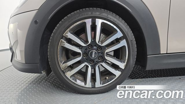 Mini Cooper 2024 — photo 5
