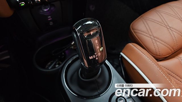 Mini Cooper 2024 — photo 12