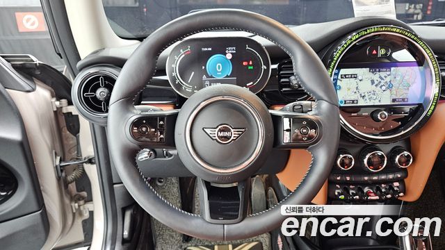 Mini Cooper 2024 — photo 19