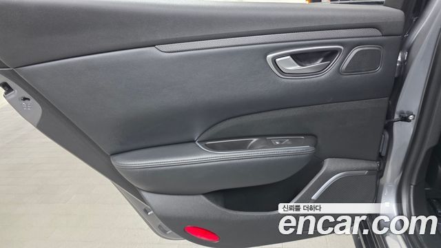Renault Korea SM6 2020 — photo 15