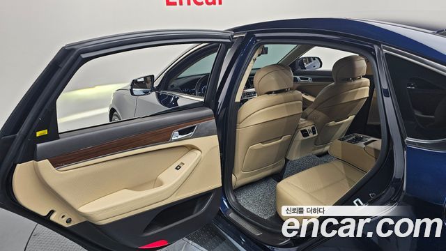 Genesis G80 2020 — photo 12