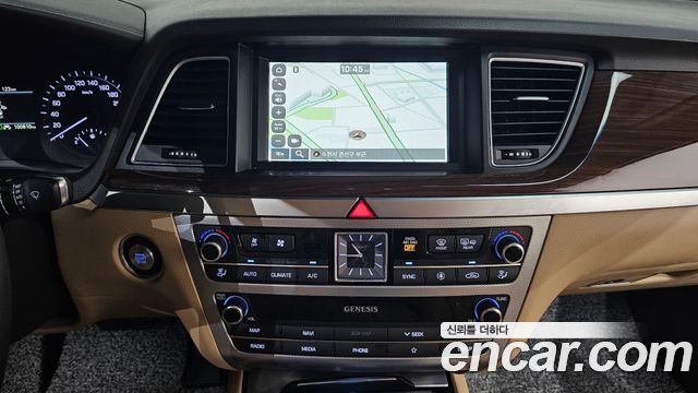 Genesis G80 2020 — photo 13