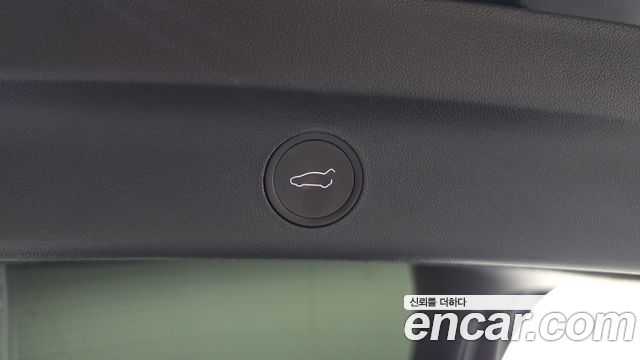 Tesla Model Y 2022 — photo 26