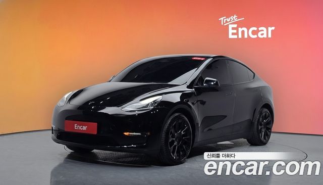 Tesla Model Y 2022 — photo 1