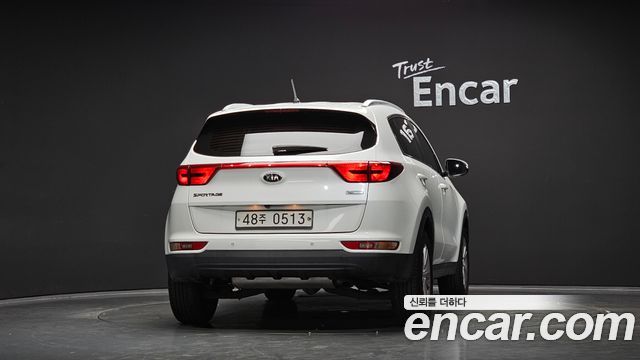 Kia Sportage 2016 — photo 4