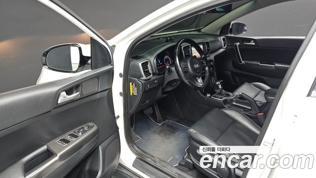 Kia Sportage 2016 — photo 12
