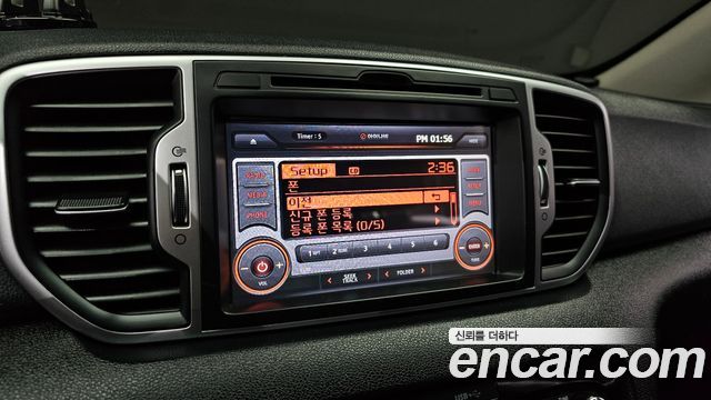 Kia Sportage 2016 — photo 16