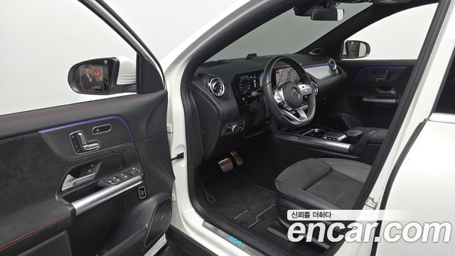 Mercedes-Benz EQA 2024 — photo 10