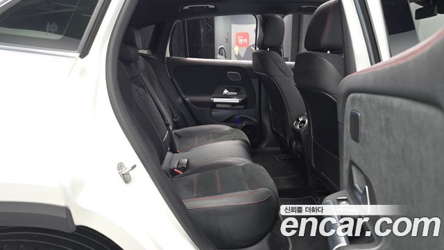 Mercedes-Benz EQA 2024 — photo 12