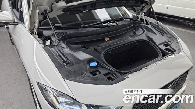 Jaguar I-PACE 2019 — photo 6
