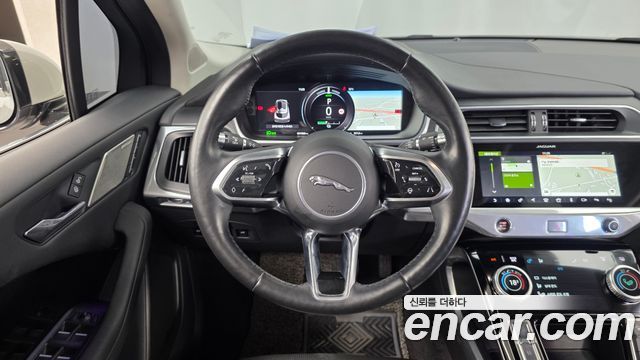 Jaguar I-PACE 2019 — photo 13