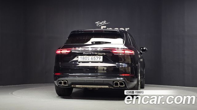 Porsche Cayenne 2020 — photo 4
