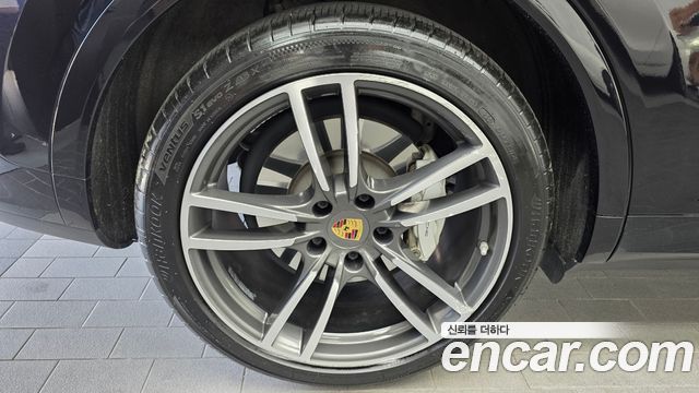 Porsche Cayenne 2020 — photo 5