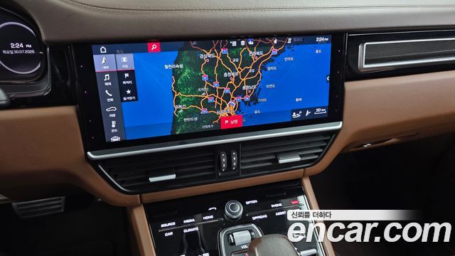 Porsche Cayenne 2020 — photo 14