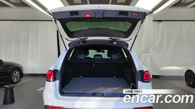 Mercedes-Benz GLC-Class 2020 — photo 26