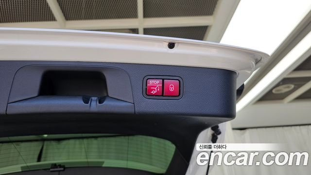 Mercedes-Benz GLC-Class 2020 — photo 30
