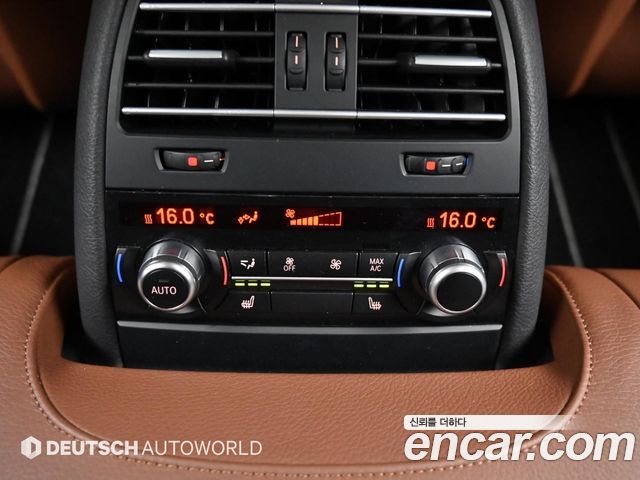 BMW 6-Series 2018 — photo 16