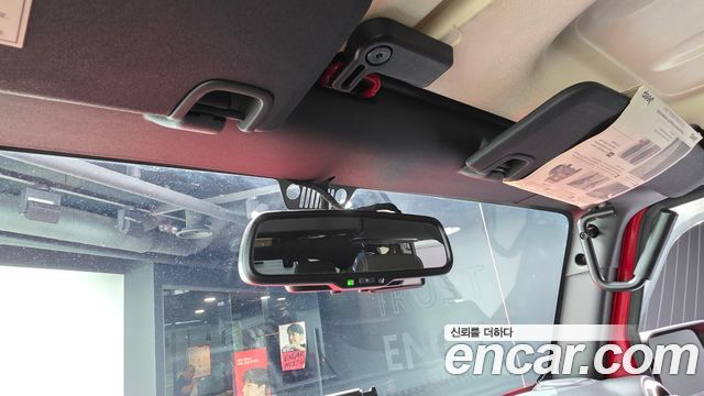 Jeep Wrangler 2015 — photo 17