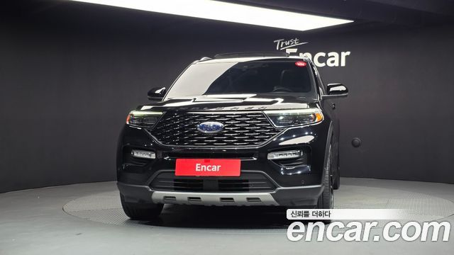 Ford Explorer 2021 — photo 3
