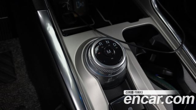 Ford Explorer 2021 — photo 12
