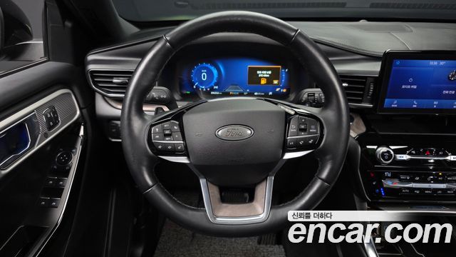 Ford Explorer 2021 — photo 20