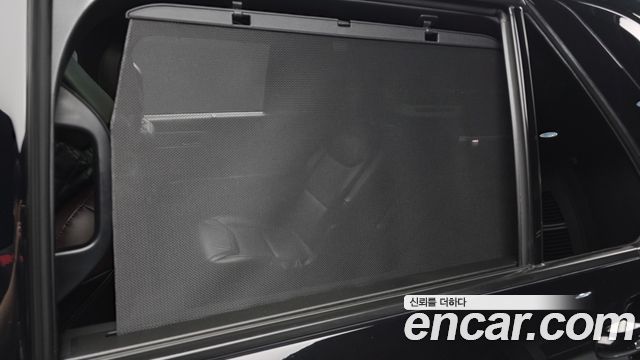 Ford Explorer 2021 — photo 32