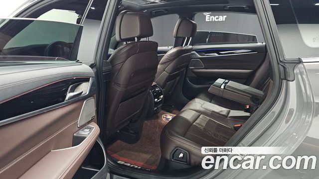 BMW Gran Turismo 2022 — photo 18