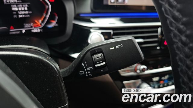 BMW Gran Turismo 2022 — photo 22