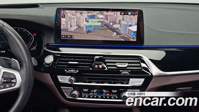 BMW Gran Turismo 2022 — photo 23
