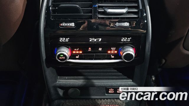 BMW Gran Turismo 2022 — photo 27