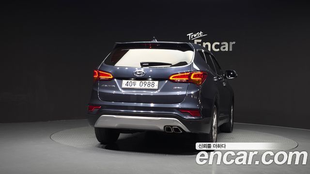 Hyundai Santafe 2016 — photo 4