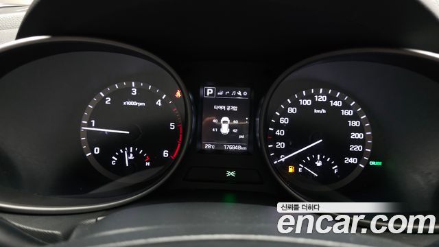 Hyundai Santafe 2016 — photo 8
