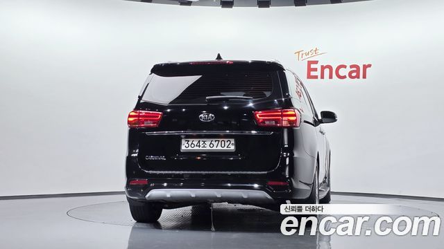 Kia Canival 2020 — photo 4