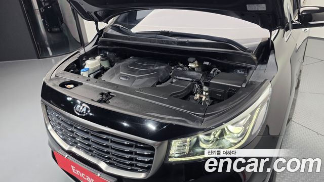 Kia Canival 2020 — photo 6