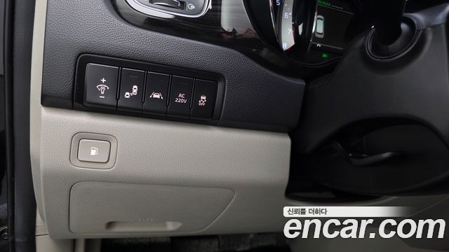 Kia Canival 2020 — photo 24