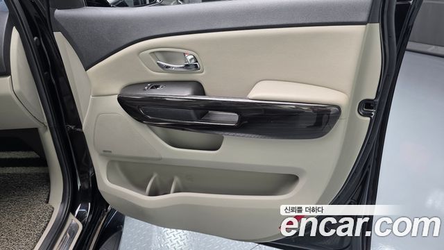 Kia Canival 2020 — photo 14