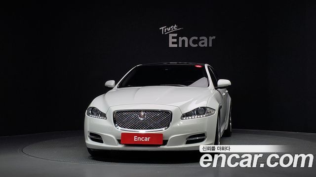 Jaguar XJ 2014 — photo 3