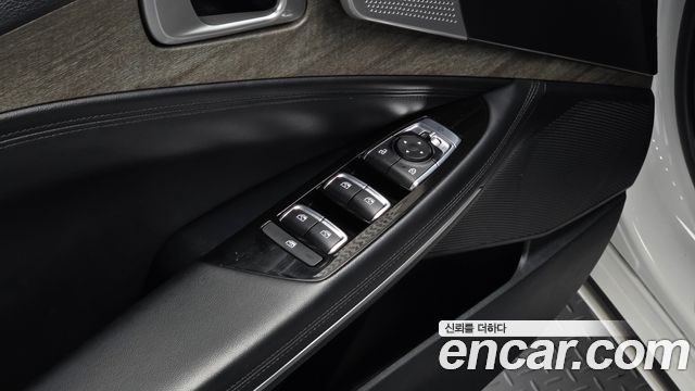 Kia K8 2022 — photo 16