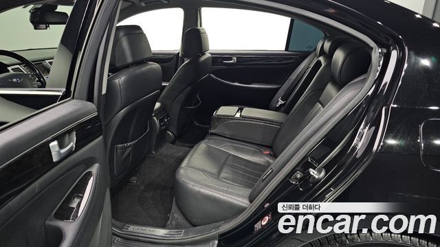 Hyundai Genesis 2014 — photo 12