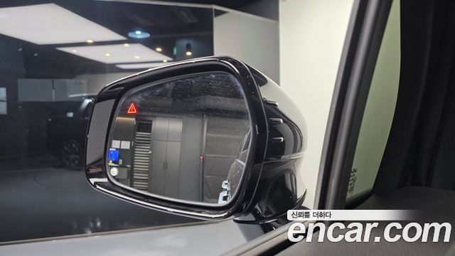 Kia Canival 2022 — photo 16