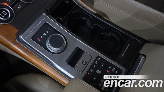 Land Rover Range Rover Sport 2013 — photo 9