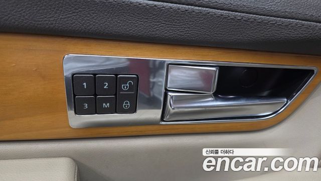 Land Rover Range Rover Sport 2013 — photo 12